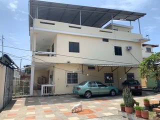 Foto 10 de casa de venta en manta zona norte aeropuerto
