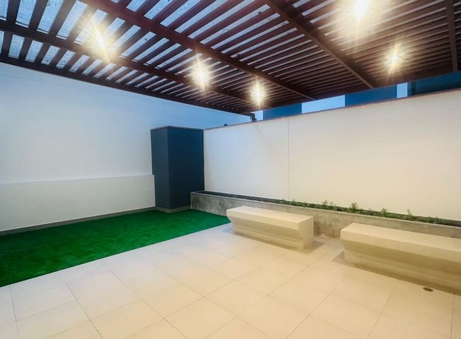 place photo 45