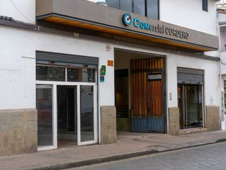 Local Comercial en arriendo, Sector San Sebastián, Cuenca