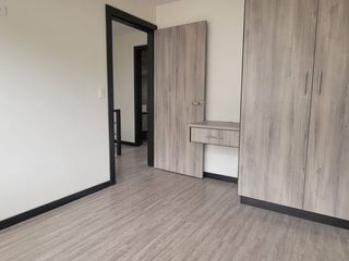 Foto 5 de VENTA DE CASA VIP EN CUENCA