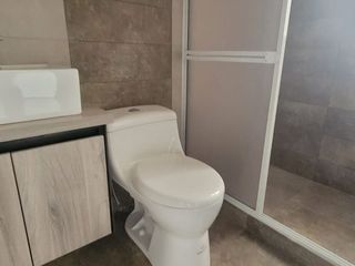 Foto 12 de VENTA DE CASA VIP EN CUENCA
