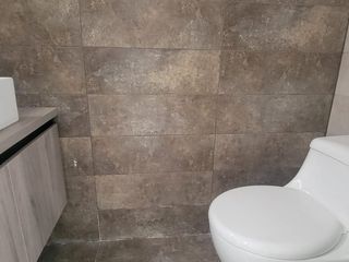 Foto 15 de VENTA DE CASA VIP EN CUENCA