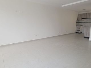 Foto 16 de VENTA DE CASA VIP EN CUENCA