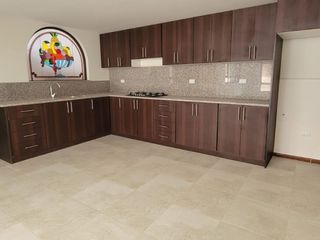 Foto 10 de VENTA DE CASAS POR ESTRENAR CUENCA 4 DORMITORIOS