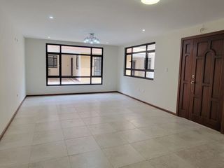 Foto 11 de VENTA DE CASAS POR ESTRENAR CUENCA 4 DORMITORIOS