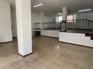 Foto 7 de Rento local comercial amplio de 175 m2