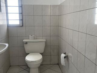 Foto 16 de Rento local comercial amplio de 175 m2