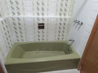 Foto 13 de Urdesa Departamento remodelado  200 m2 precioso 2 pisos. Condominio con piscina. en 2 niveles