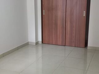 Foto 17 de Urdesa Departamento remodelado  200 m2 precioso 2 pisos. Condominio con piscina. en 2 niveles