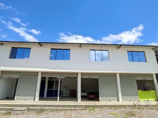 ✅ARRIENDO OFICINAS, BODEGA Y GALPÓN ESQUIENERO.  (BELLAVISTA DE CALDERÓN)