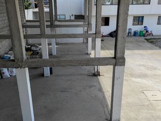 ✅ARRIENDO OFICINAS, BODEGA Y GALPÓN ESQUIENERO.  (BELLAVISTA DE CALDERÓN)