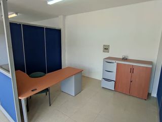 ✅ARRIENDO OFICINAS, BODEGA Y GALPÓN ESQUIENERO.  (BELLAVISTA DE CALDERÓN)