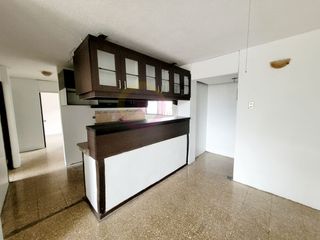 Foto 2 de Vendo departamento Las Acacias (Sur Guayaquil)