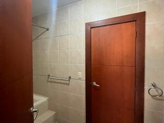 Foto 10 de ALQUILER DE CASA CON 5 HABITACIONES EN URBANIZACIÓN CERRADA - NORTE DE GUAYAQUIL (ANNY)