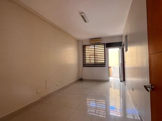 Foto 24 de ALQUILER DE CASA CON 5 HABITACIONES EN URBANIZACIÓN CERRADA - NORTE DE GUAYAQUIL (ANNY)