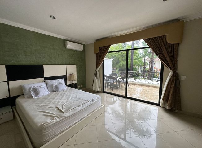 place photo 28