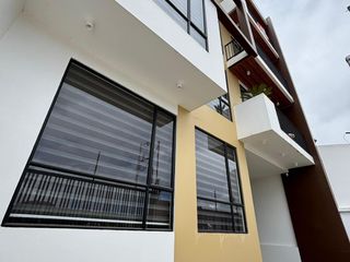 Suite amoblada en venta en Loja