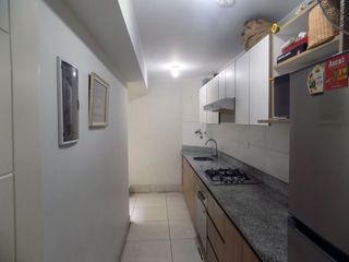 Se vende departamento en primer piso en La Calera, Surquillo.