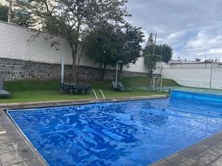 Foto 17 de Monteserrín Casa en Venta con Piscina Cerca a Campo Alegre