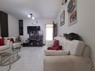 Foto 2 de ALQUILO CASA AMOBLADA DE 3 PISOS EN LA RINCONADA DE HUACACHINA