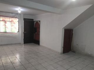 Foto 2 de Vendo casa en el centro de Huaral!