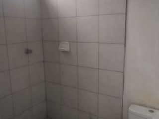 Foto 8 de Vendo casa en el centro de Huaral!