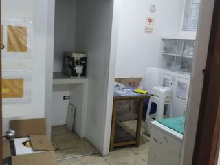 Foto 4 de Excelente ubicación local comercial en Gamarra