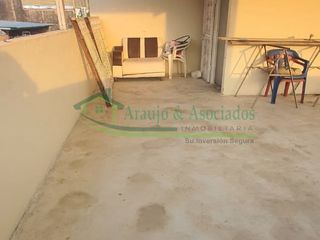 Foto 14 de Vendemos casa de dos pisos con terraza cubierta