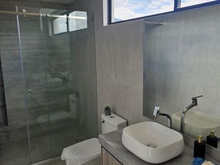 Foto 42 de Casa de venta de 3 dormitorios en la Primavera Quito Ecuador