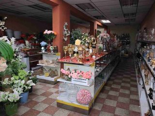 CASA COMERCIAL EN RENTA Centro Histórico, Cuenca