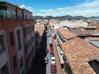 CASA COMERCIAL EN RENTA Centro Histórico, Cuenca