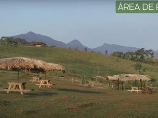 Foto 15 de SE VENDE HERMOSÍSIMO TERRENO EN ESQUINA EN EL EXCLUSIVO CONDOMINIO YANASHPA VILLAGE – 1,540m2 ZONA FINCA - TARAPOTO - SAN MARTÍN