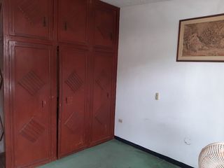 Foto 7 de HERMOSA CASA DE RENTA EN ESMERALDAS CON LOCAL COMERCIAL SI LO DESEA  $ 400 CASA  $ 400 LOCAL