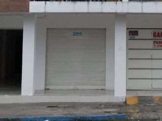 Foto 4 de ALQUILER DE LOCALES COMERCIALES EN LA CIUDAD DE ESMERALDAS. EN ZONA COMERICAL Y BNACARIA .. CERCA DE BANCOS E INSTITUCIONES GUBERMANTALES LOS LOCALES