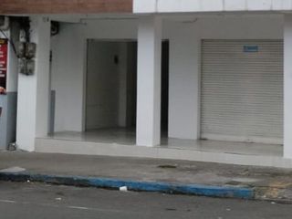 Foto 6 de ALQUILER DE LOCALES COMERCIALES EN LA CIUDAD DE ESMERALDAS. EN ZONA COMERICAL Y BNACARIA .. CERCA DE BANCOS E INSTITUCIONES GUBERMANTALES LOS LOCALES