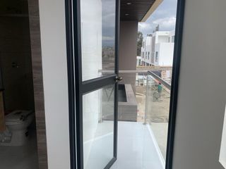 Foto 11 de Venta casa Calderon a estrenar cerca del CC Coral, dos plantas