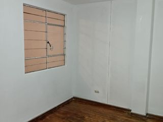 Foto 7 de VENTA DEPARTAMENTO EN URB. EL RETABLO 1ER PISO