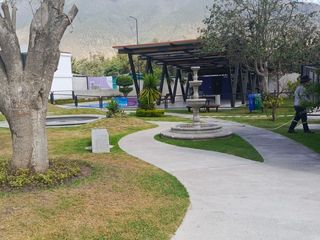 Foto 28 de VENTA CASA EN POMASQUI CON PISCINA