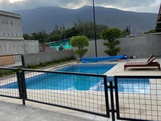 Foto 29 de VENTA CASA EN POMASQUI CON PISCINA