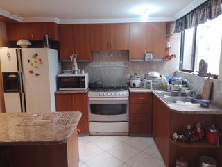 Foto 3 de VENTA CASA EN CONJUNTO CONDADO SECTOR MENA DEL HIERRO