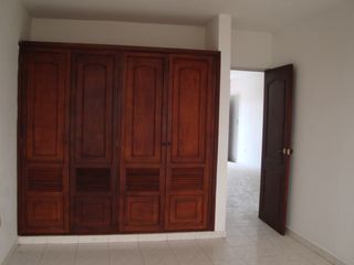 Foto 8 de APARTA-ESTUDIO BARRIO QUINTA ORIENTAL