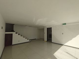 Foto 1 de Local en arriendo con muy buena ubicación en la Circunvala