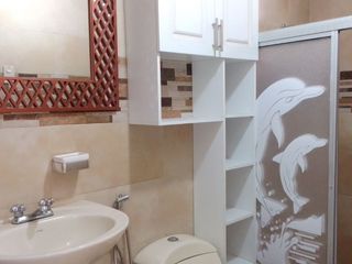 Foto 20 de En venta amplia casa en Bellavista Este.