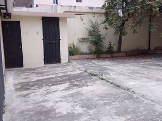 Foto 29 de En venta amplia casa en Bellavista Este.