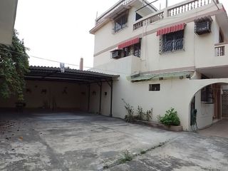 Foto 32 de En venta amplia casa en Bellavista Este.