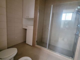 En venta exclusivo departamento ubicado en la urbanización Tenis Club, Edificio Río Porto.