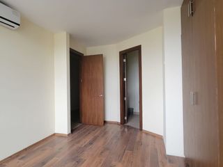 En venta exclusivo departamento ubicado en la urbanización Tenis Club, Edificio Río Porto.