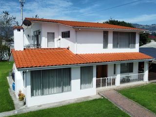 Casa en venta La Armenia, Valle de los Chillos Quito, Ecuador