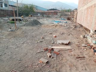 Foto 4 de Terreno industrial de 1,300 m2 con titulo de propiedad en Puente Piedra zapallal