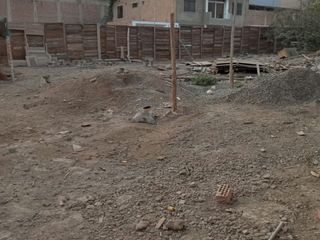 Foto 8 de Terreno industrial de 1,300 m2 con titulo de propiedad en Puente Piedra zapallal